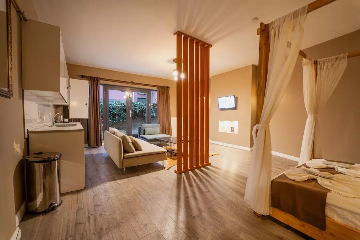King Suite - 1